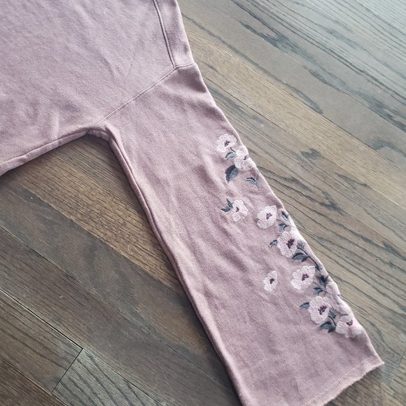 American Eagle Embroidered Pullover Sweater - Picture 2 of 5